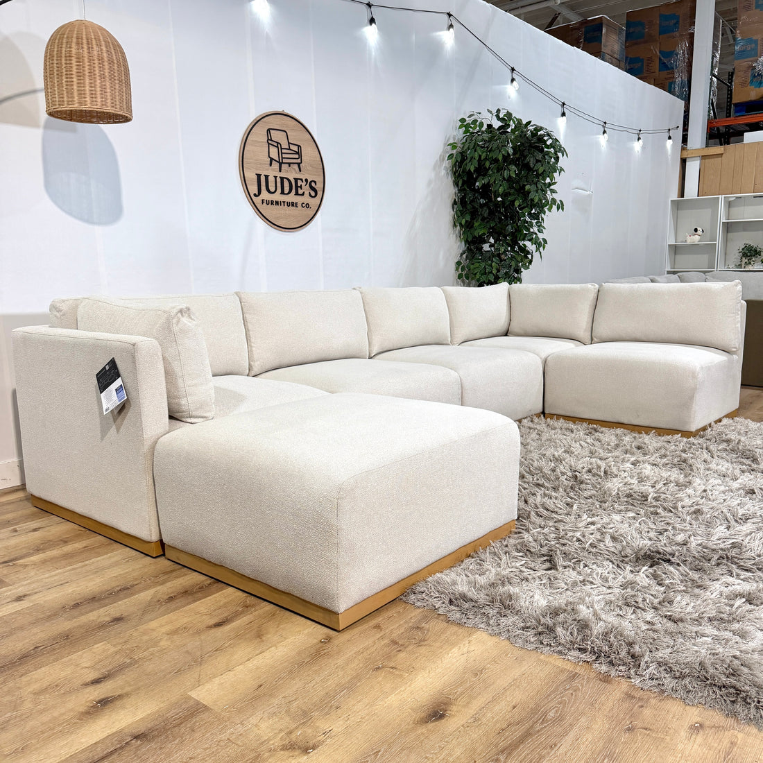 Henredon Murphy Fabric Modular Sectional with Ottoman