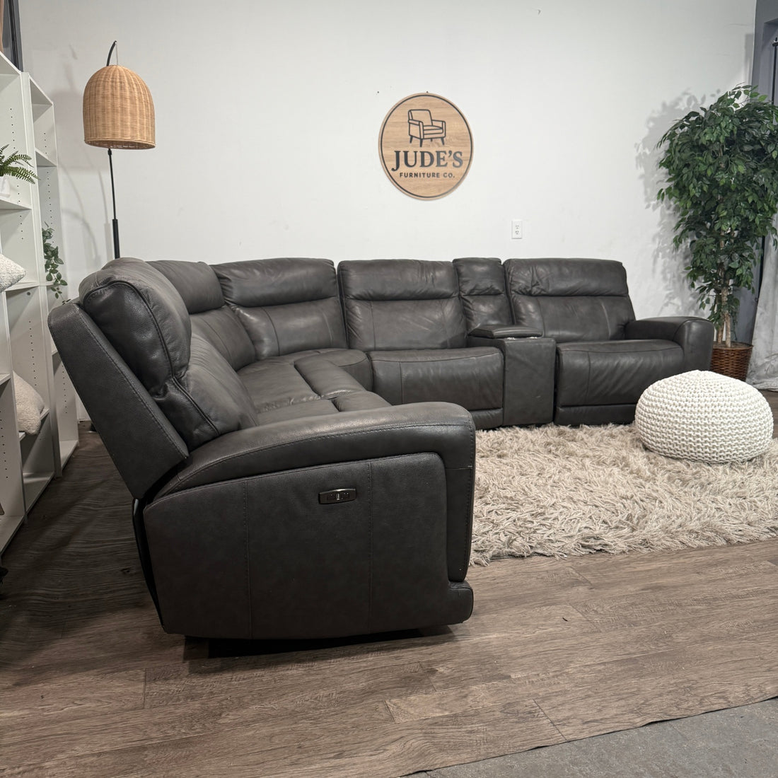 Lauretta 6-piece Leather Power Reclining Sectional with Power Headrests