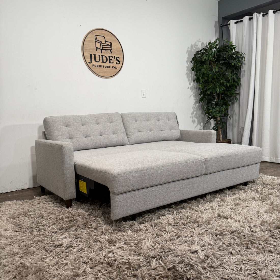 Thomasville Ella Convertible Sleeper Sofa