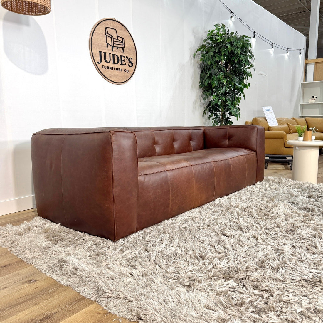 Poly & Bark Capa Sofa