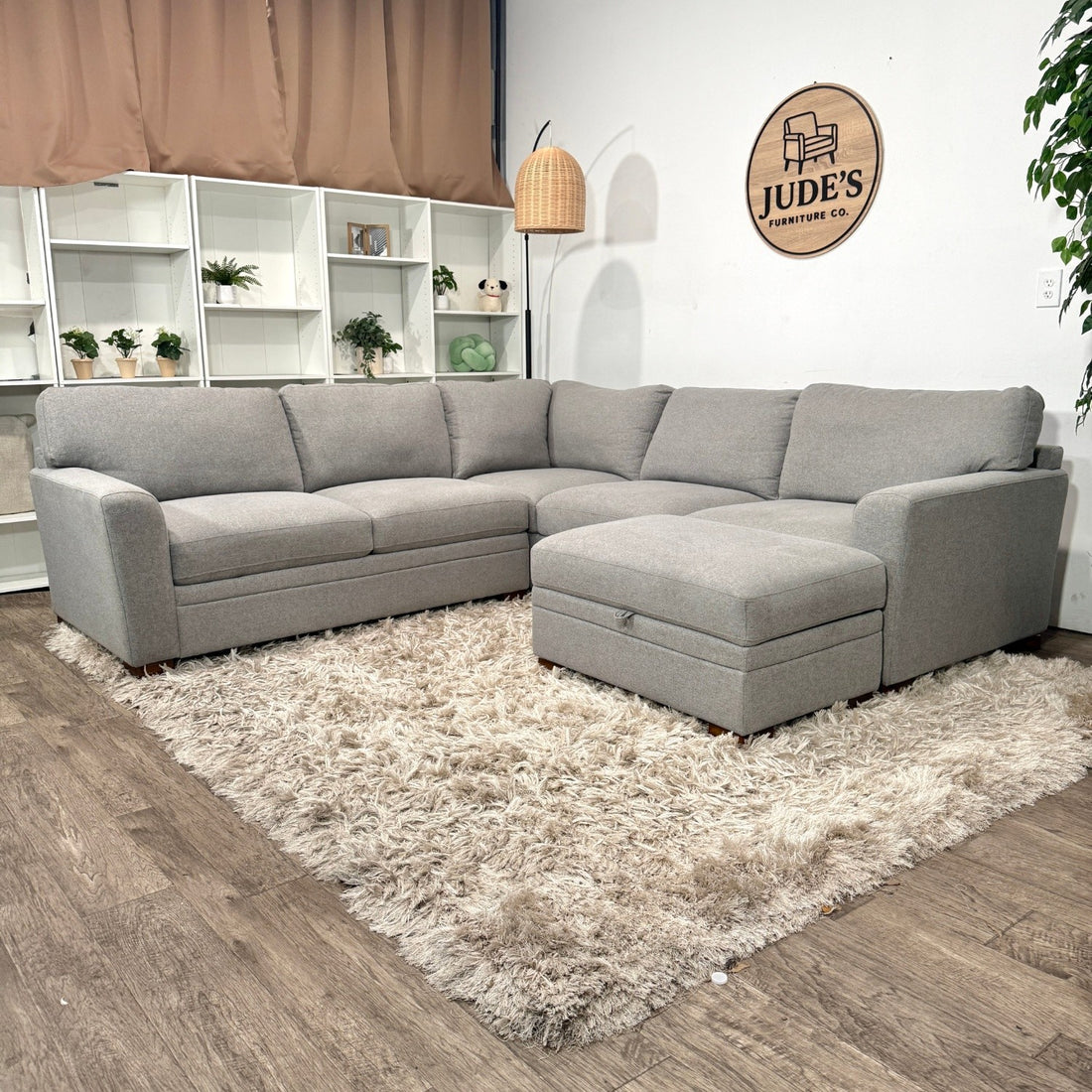 Thomasville Langdon Fabric Sectional with Chaise and Storage Ottoman, Gray