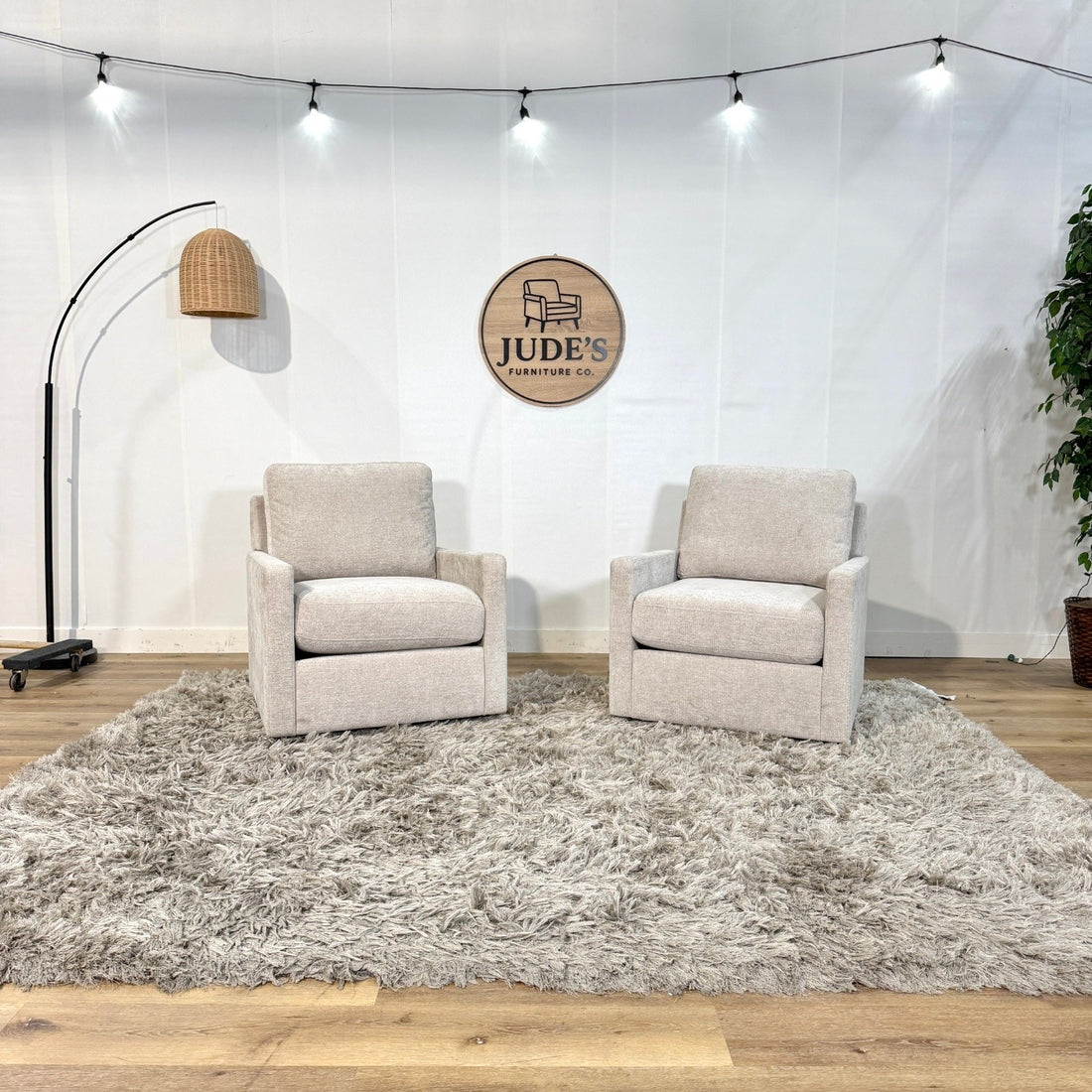 Henredon Marley Fabric Swivel Accent Chair Set