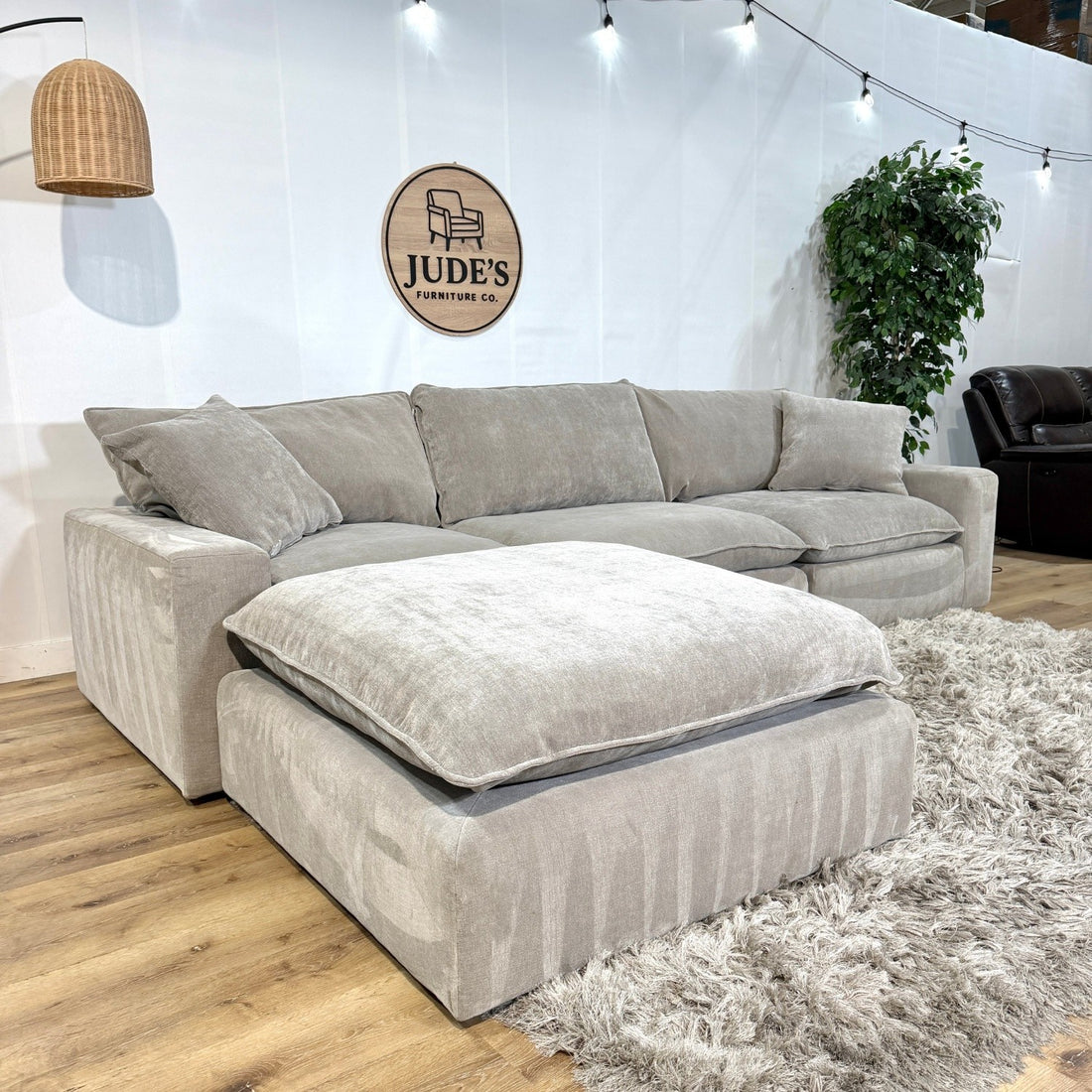 Aiden & Ivy Sereen 4 Piece Sectional